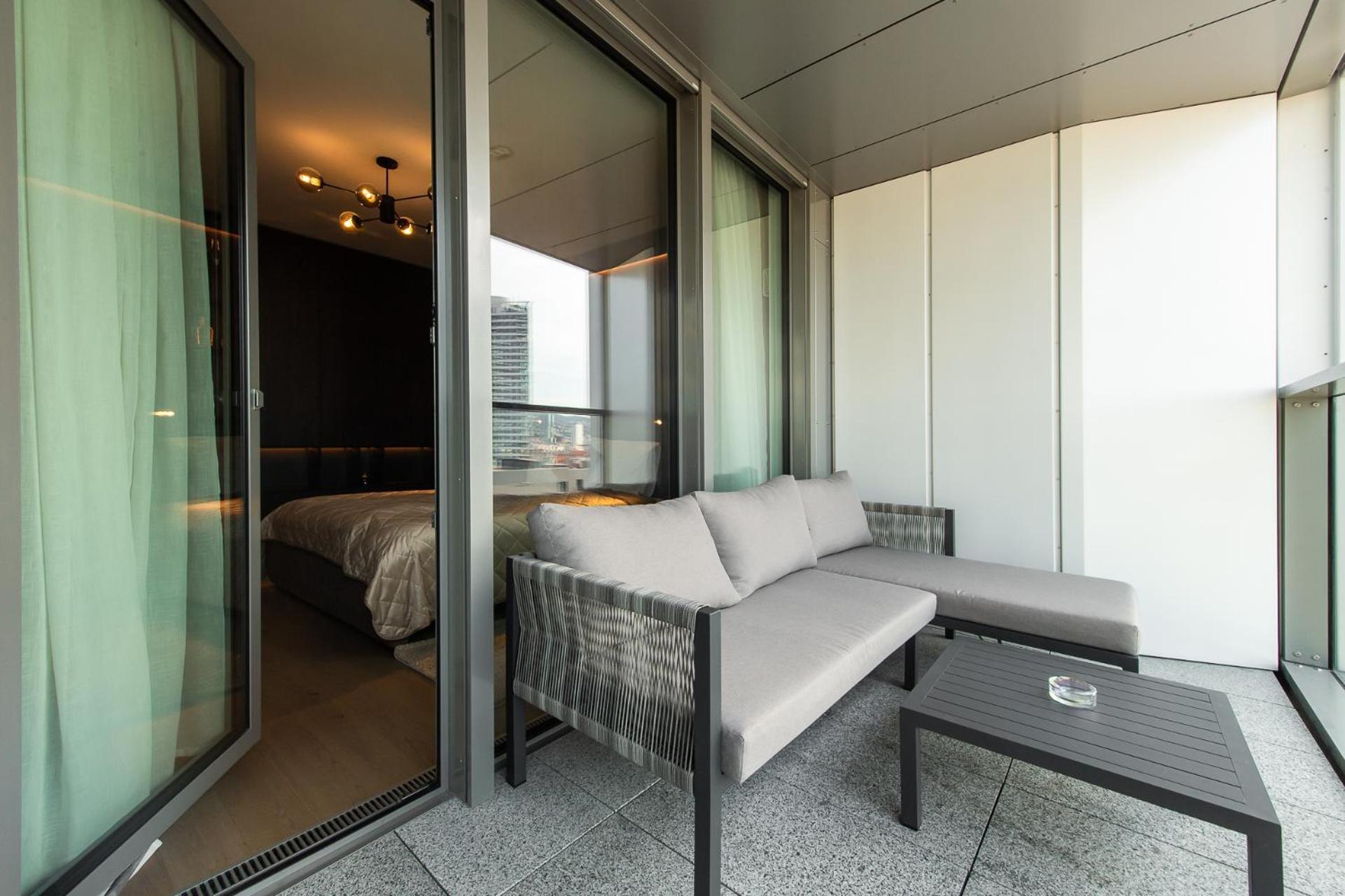 Nikas Eurovea Apartments - Free Parking Братислава Экстерьер фото