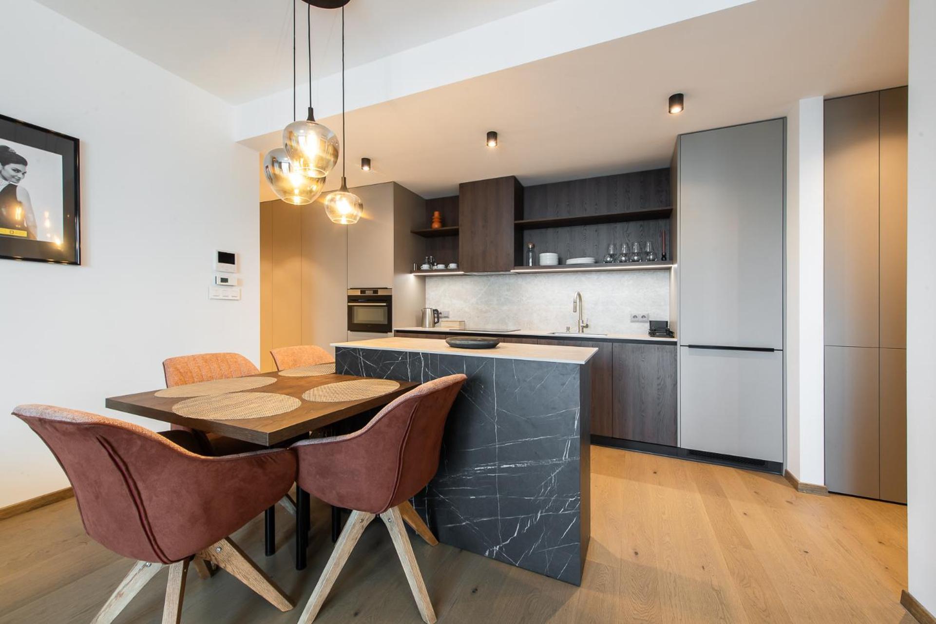 Nikas Eurovea Apartments - Free Parking Братислава Экстерьер фото